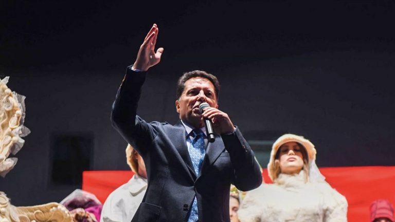 CHP’li Esenyurt Belediye Başkanı Özer, “PKK’ya üye olmak” suçlamasıyla tutuklandı