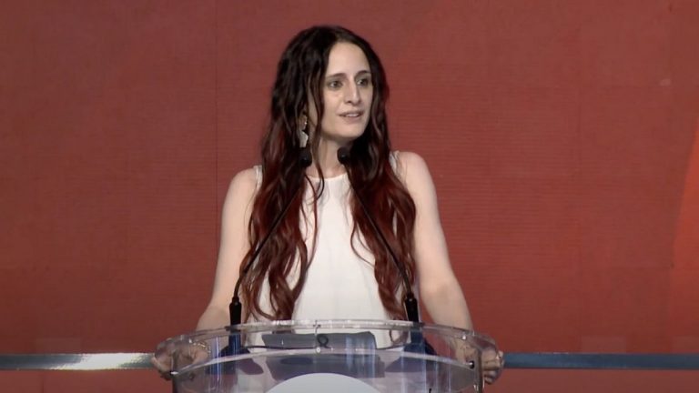 İnan Kıraç’ın evliliğinin ardından kızı İpek Kıraç, vasi atanmasını talep etti.