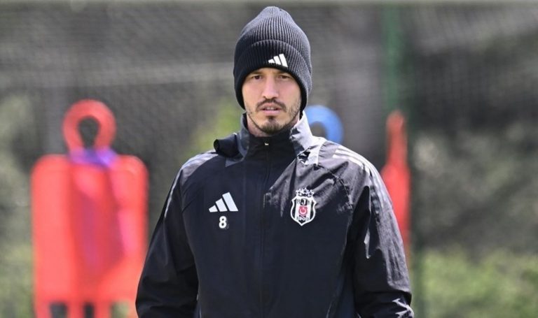 Beşiktaş’tan iki oyuncu için engellilik beyanı!