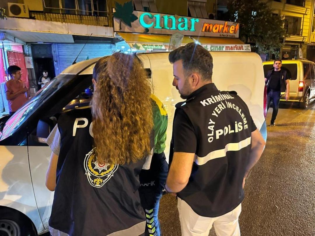 Akhisar 2'deki uygulamada gözaltı ve ceza yağmur