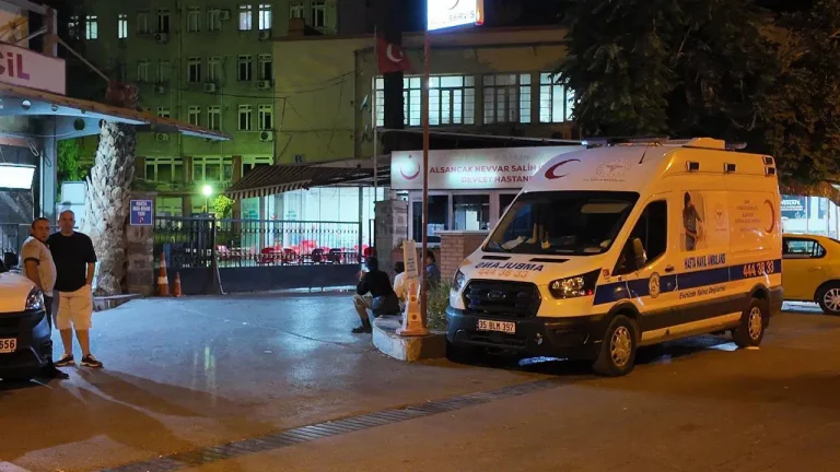 Göztepeli taraftarlar arasında çıkan kavga kanlı bitti: Ölü ve yaralılar var! – Son Dakika Türkiye Haberleri