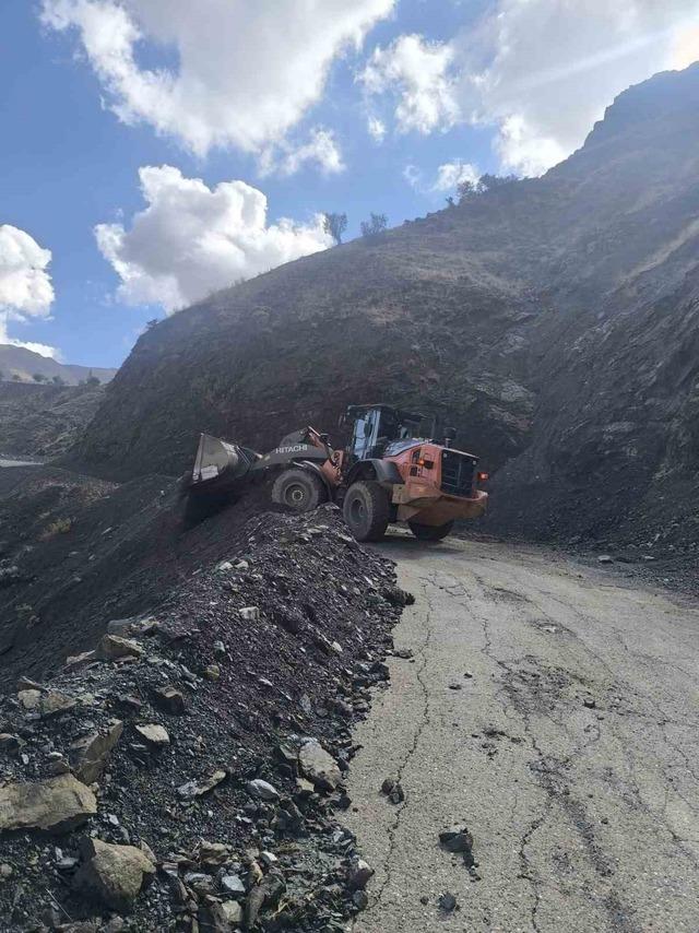 Batman 5'te heyelanın izleri siliniyor