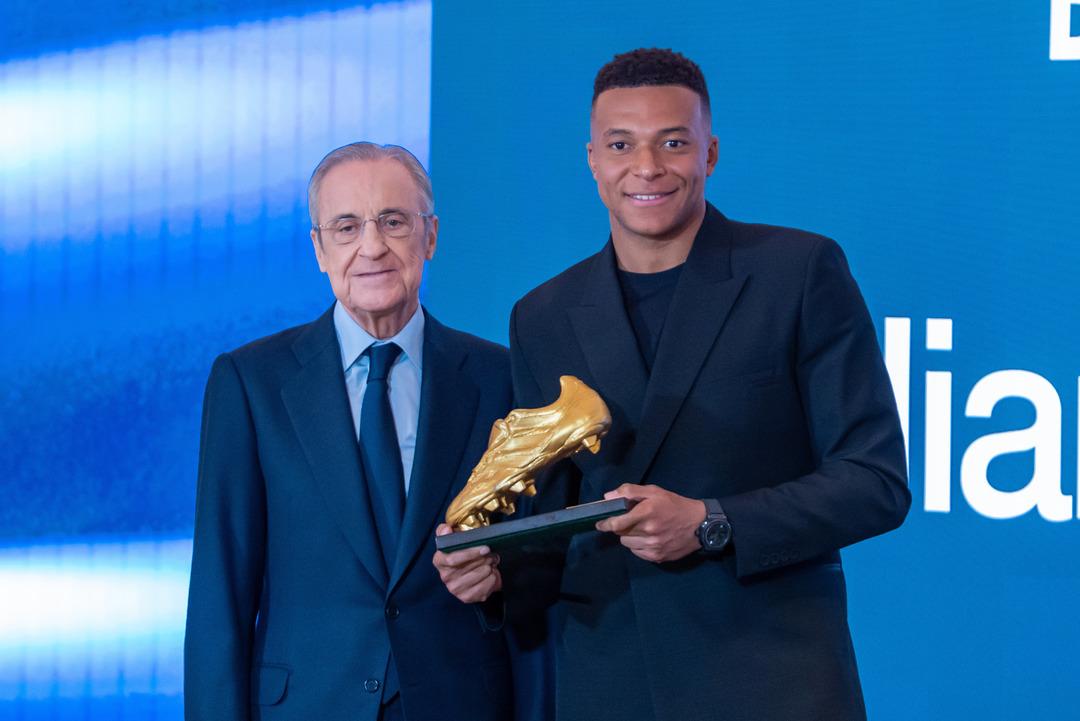 Mbappe Avrupa Altın Ayakkabı ödülünü aldı!