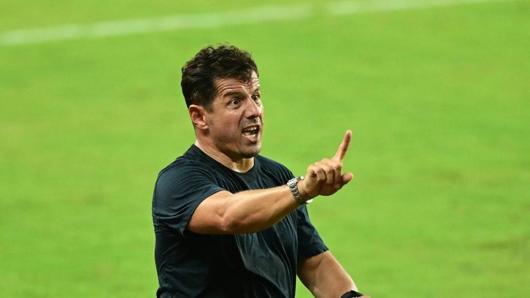 Emre Belözoğlu’ndan istifa kararı – Spor Haberleri