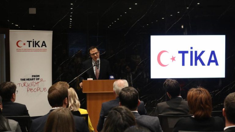 TİKA’dan Kosova’da Türk kültürüne ve gençlere destek