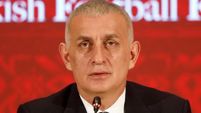 Hacıosmanoğlu’nun Montella inadı! Elindeki tek kozu oynamıyor